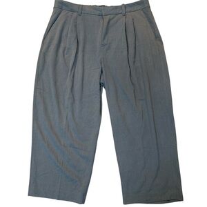 • Gap high waist pleated trousers 18p